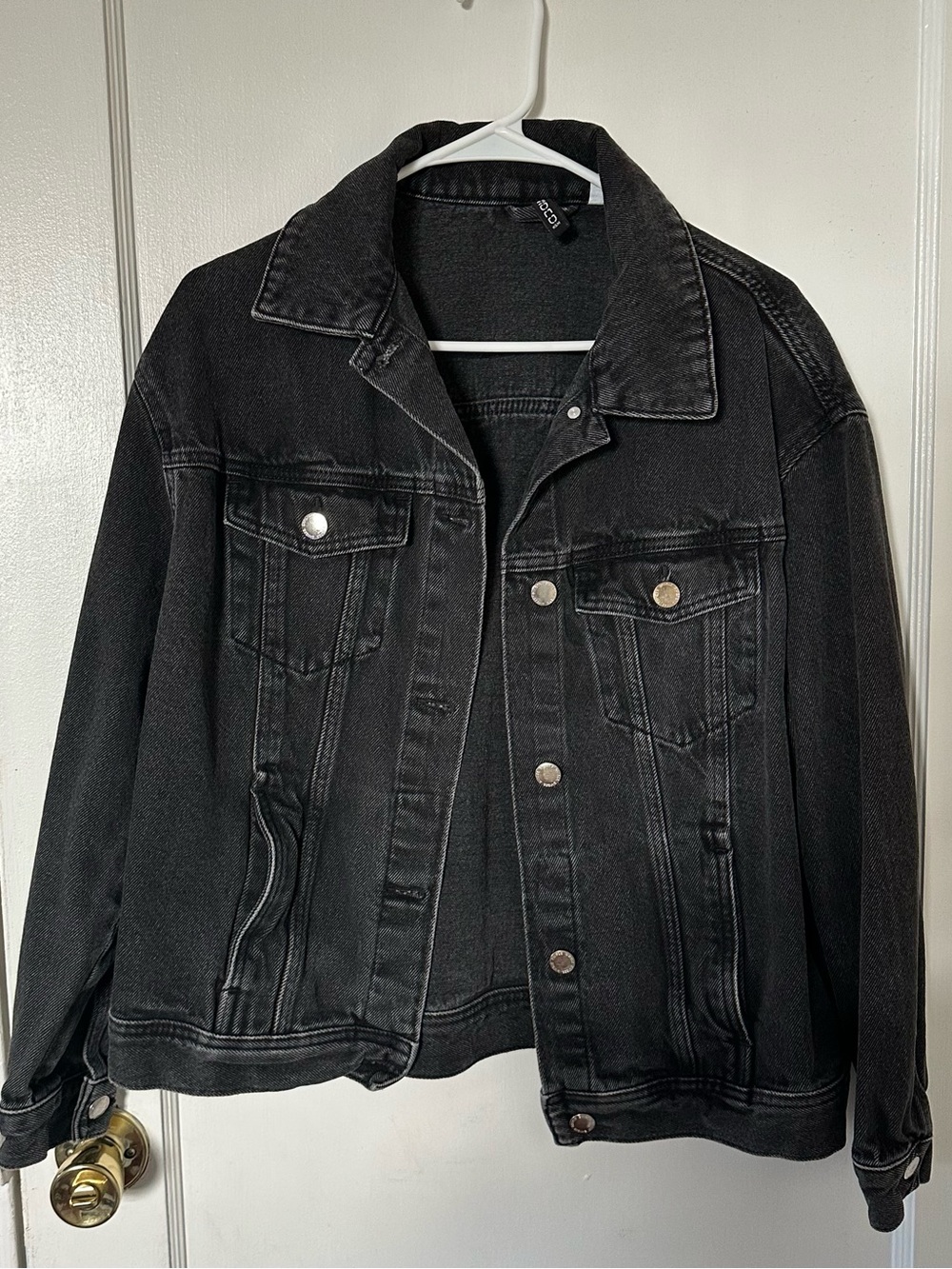 H&M Divided Black Denim Jacket - Button-Front Shirt Jacket